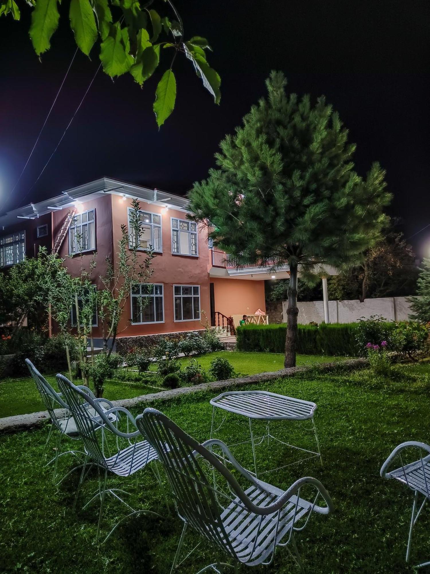 Taaj Residence Skardu Buitenkant foto